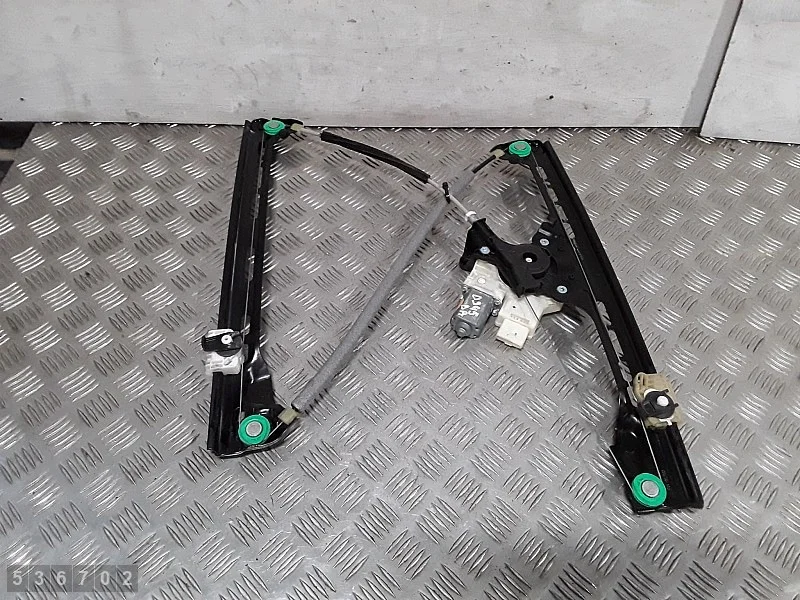 Citroen C4 Picasso lasinnostimen säätö 9675924680 image 8