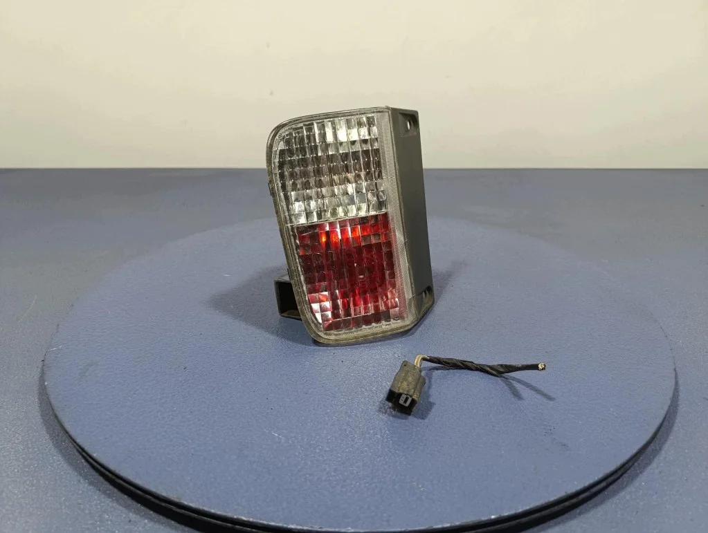 Opel Vivaro A L2H1 Farol de Nevoeiro Esquerdo Usado