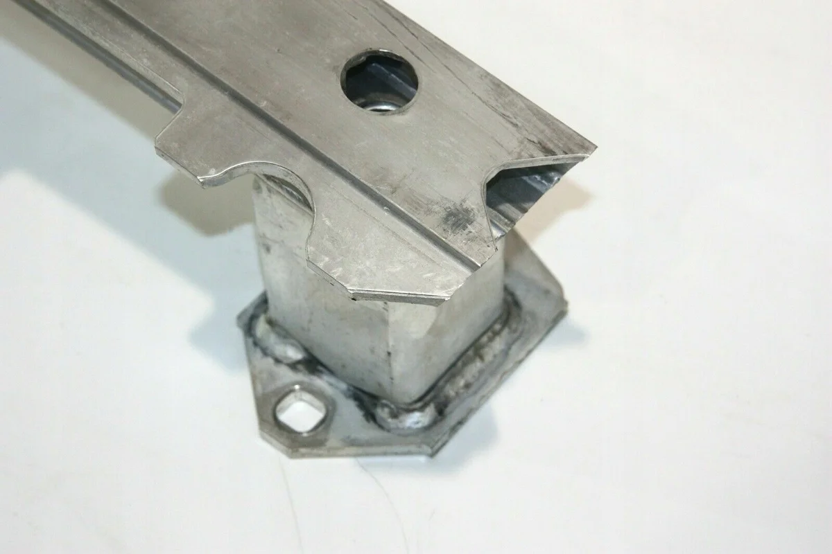 BMW Serie 5 Hintere Trägerstange OEM 7373851 image 5
