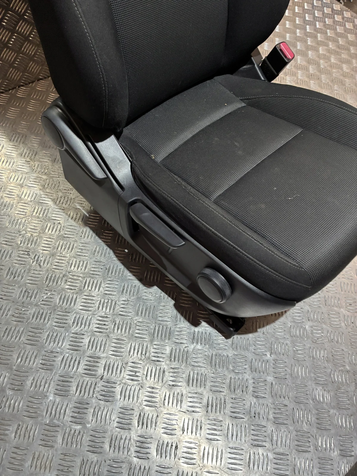 Siège droit avant Mazda CX-30 DM 19- image 3