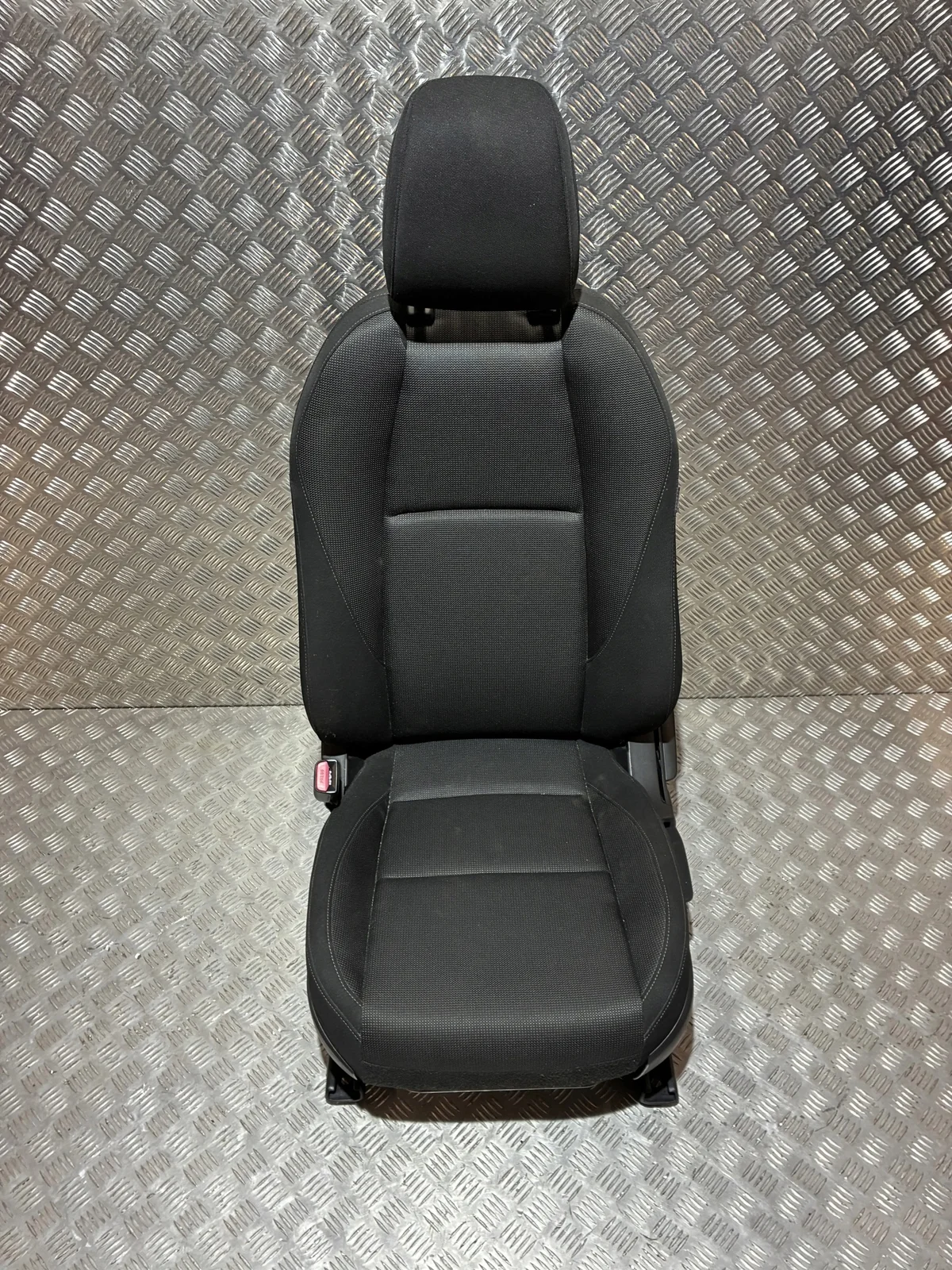 Stoel Links Voor Mazda CX-30 DM 19- PU33360
