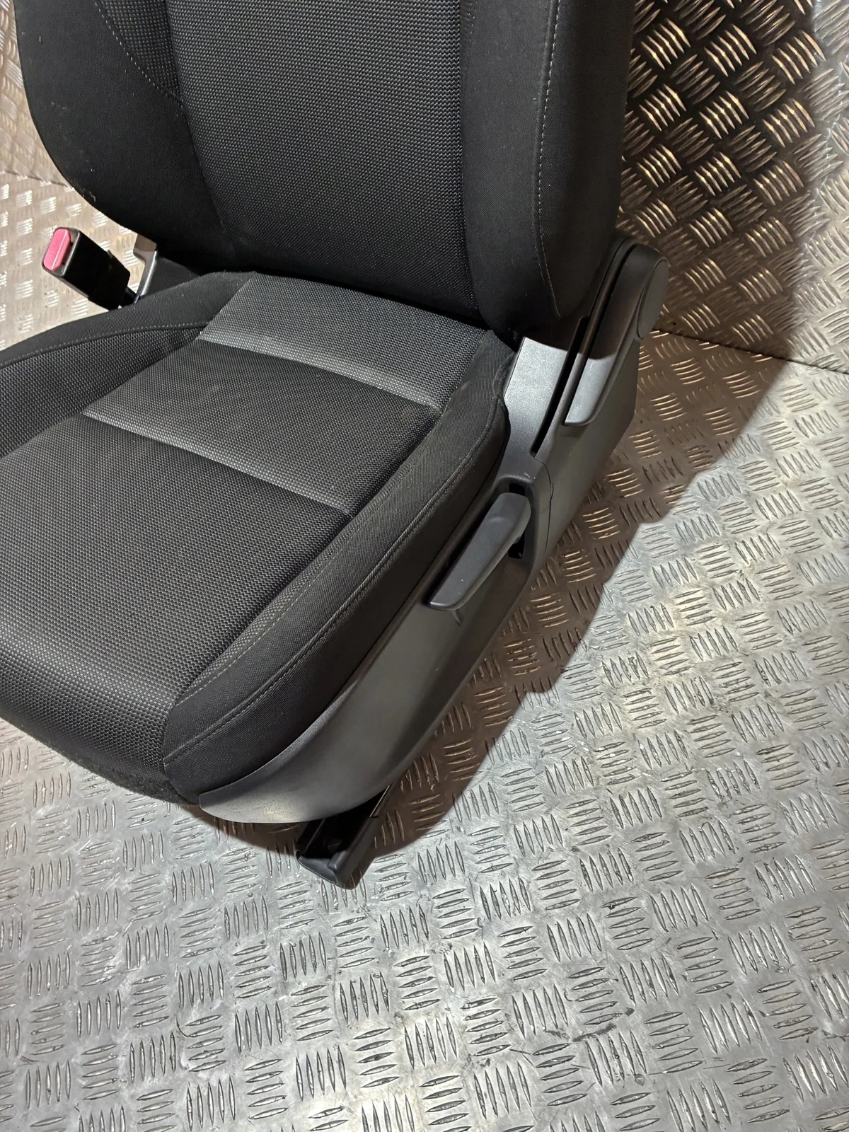 Siège avant gauche Mazda CX-30 DM 19- PU33360 image 3