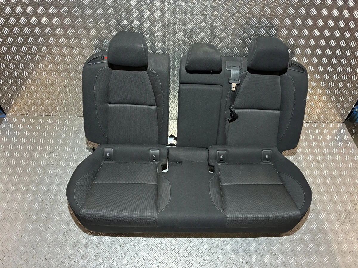 Sofá Traseiro Mazda CX-30 DM 2019- PU33361