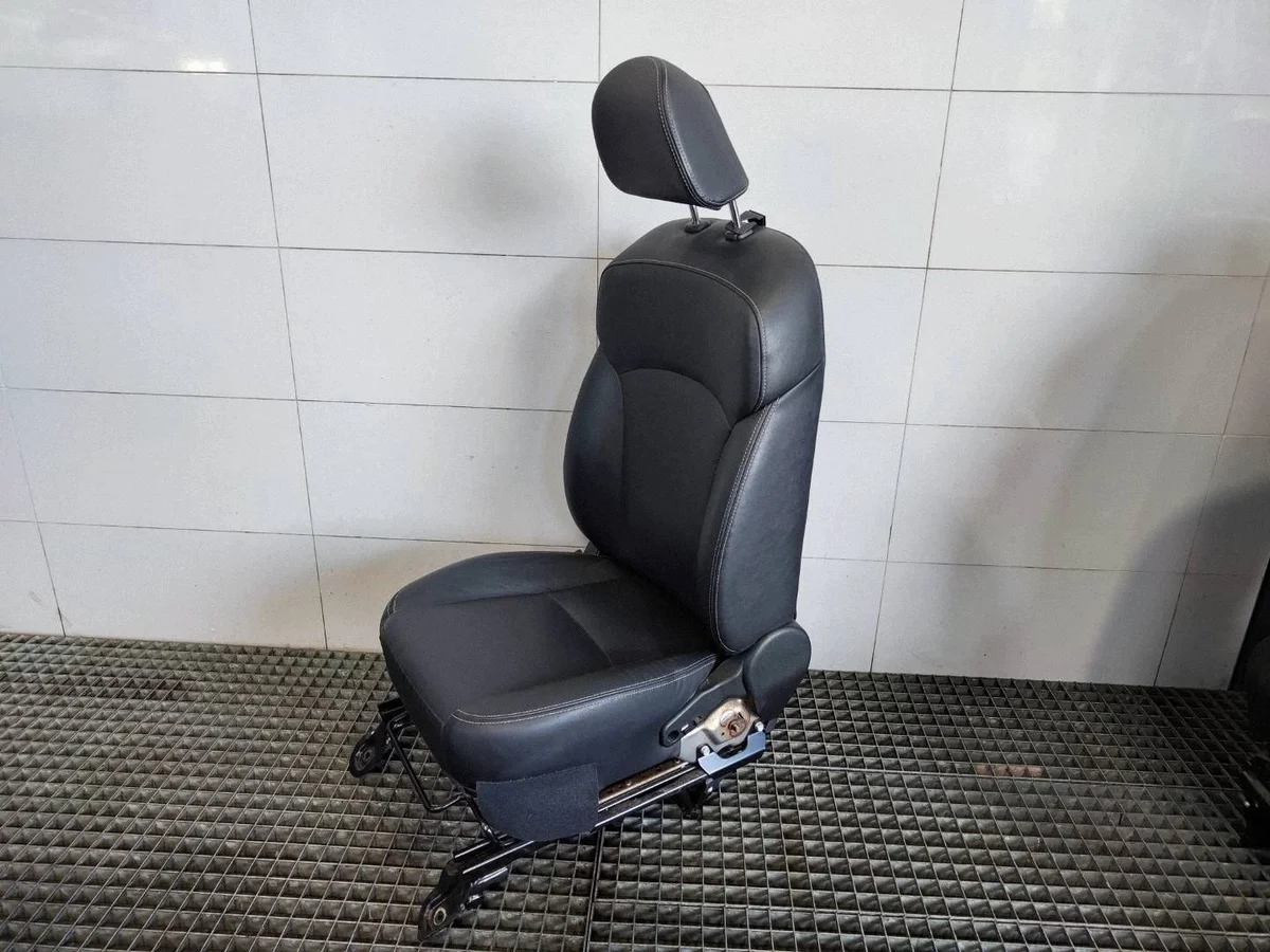 Subaru Forester IV SJ Passagerarstol Höger Fram image 4