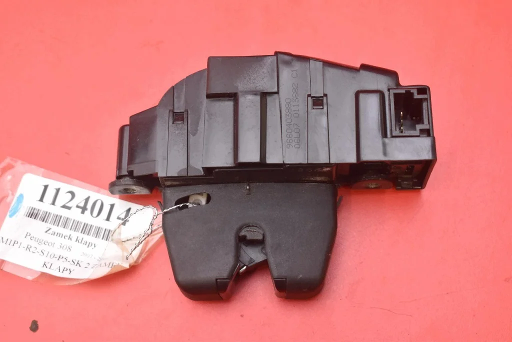 Fechadura Porta-Malas Peugeot 308 1 T7 07-11 Usada