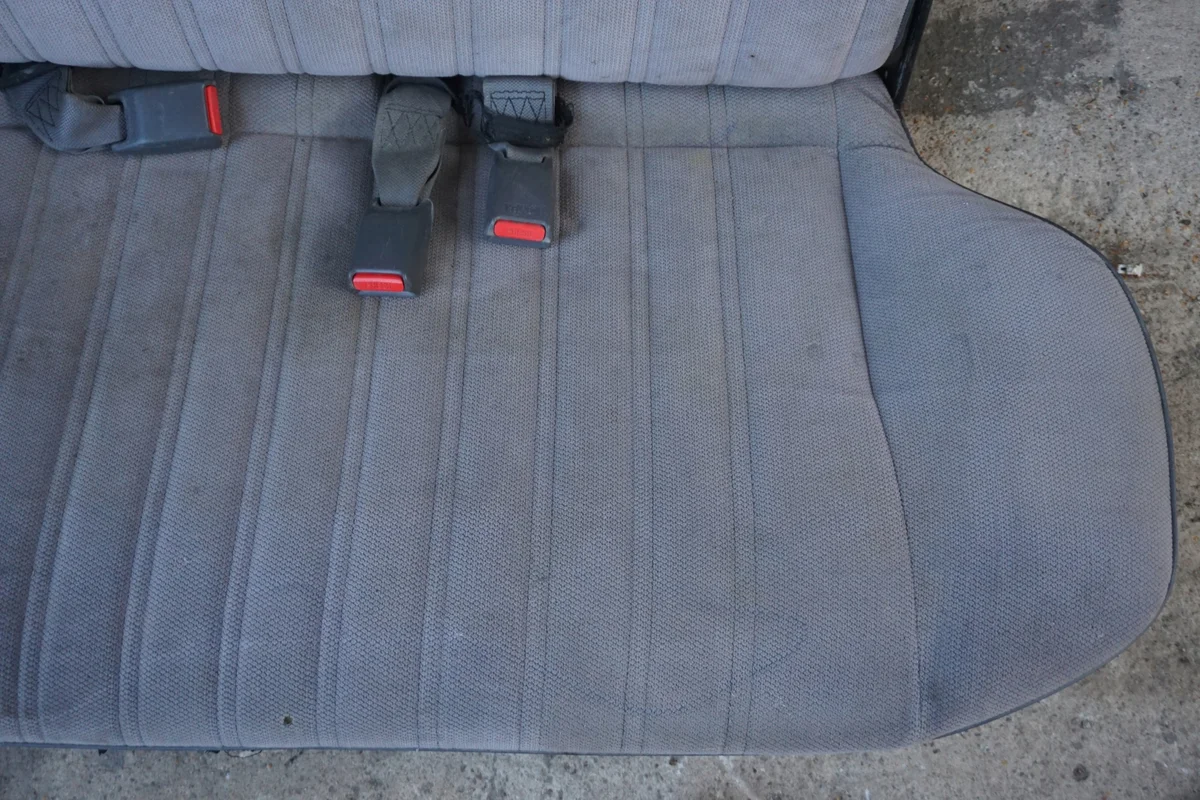 Nissan Patrol Y60 Rücksitzbank gebraucht OEM Y60KANAPA3D1509262 image 6