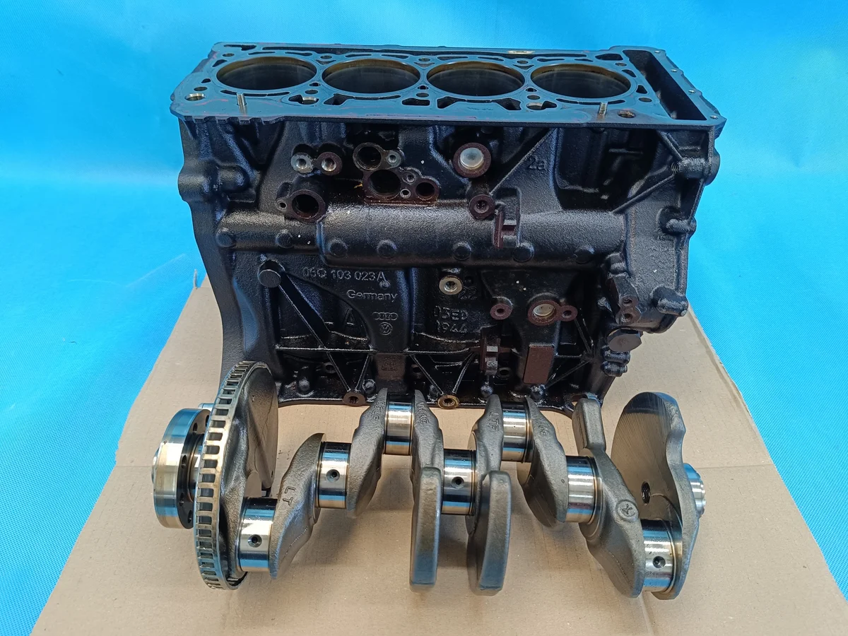 Bloc moteur VW Tiguan 2.0TFSI 06Q103023A