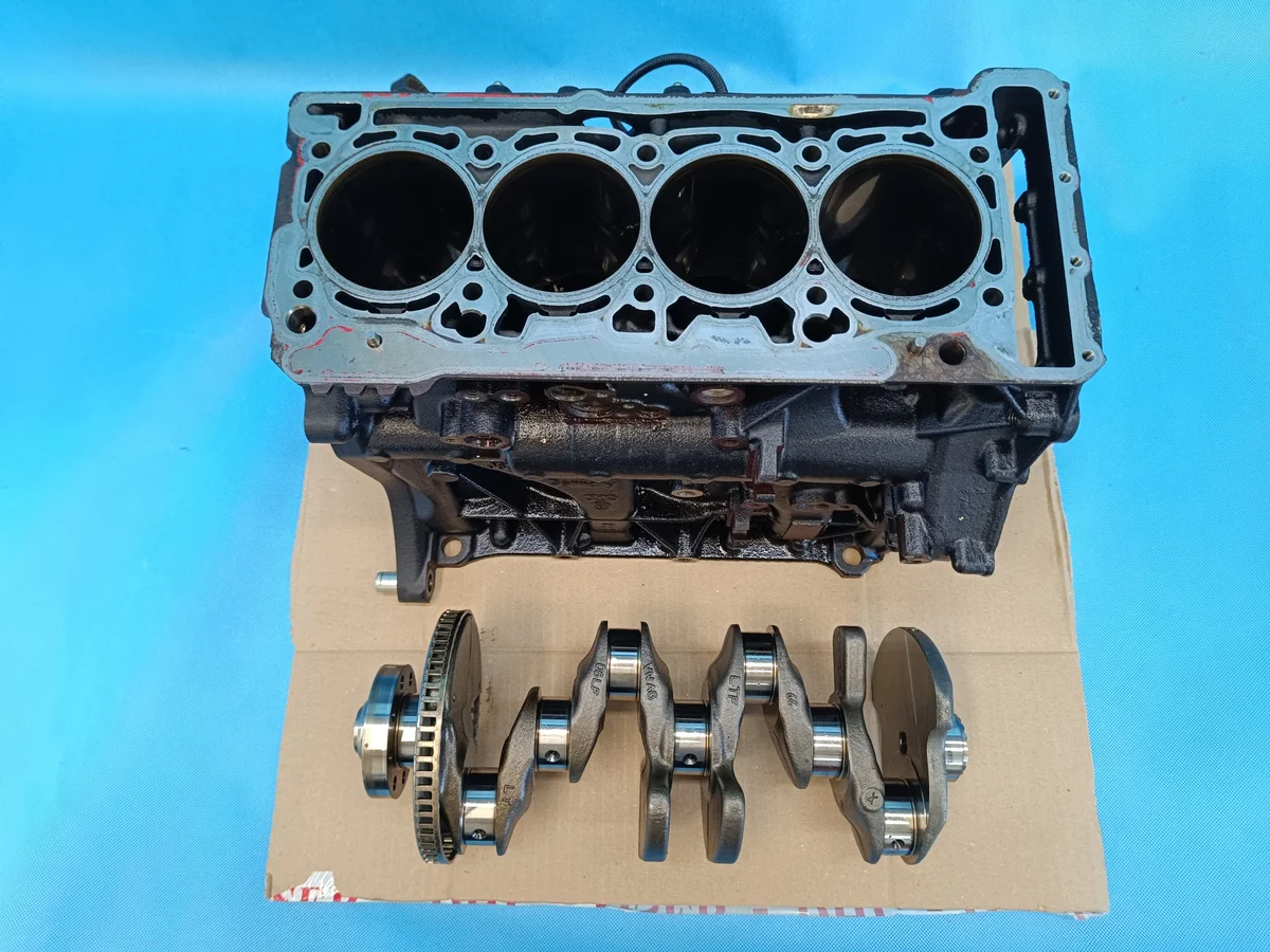 VW Tiguan 2 Motorblock Vevaxel 06Q103023A