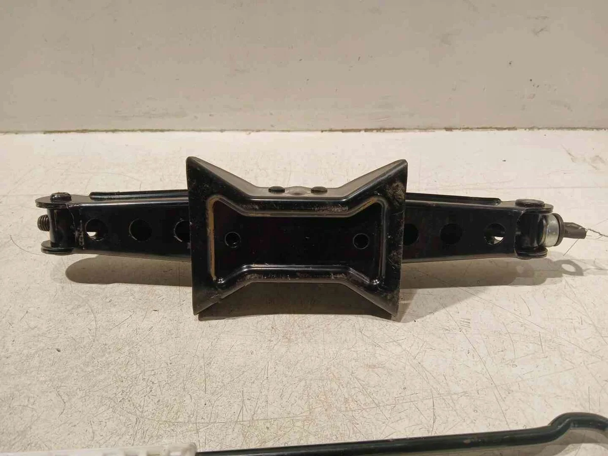 Tunkki Dacia Duster 2 (2017-2023) 995500013R image 4