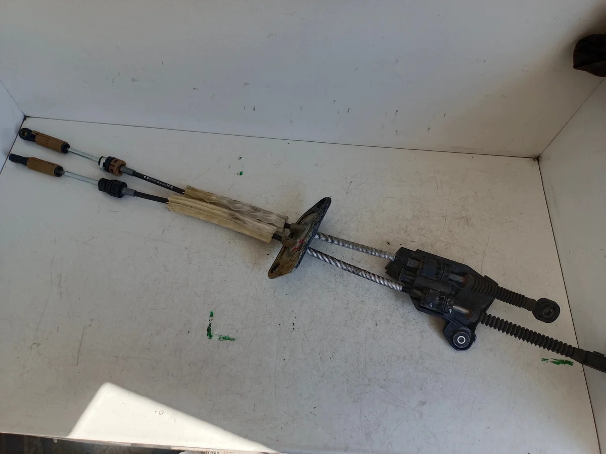 VW Transporter T5 Gear Shift Cables 2.5 TDI