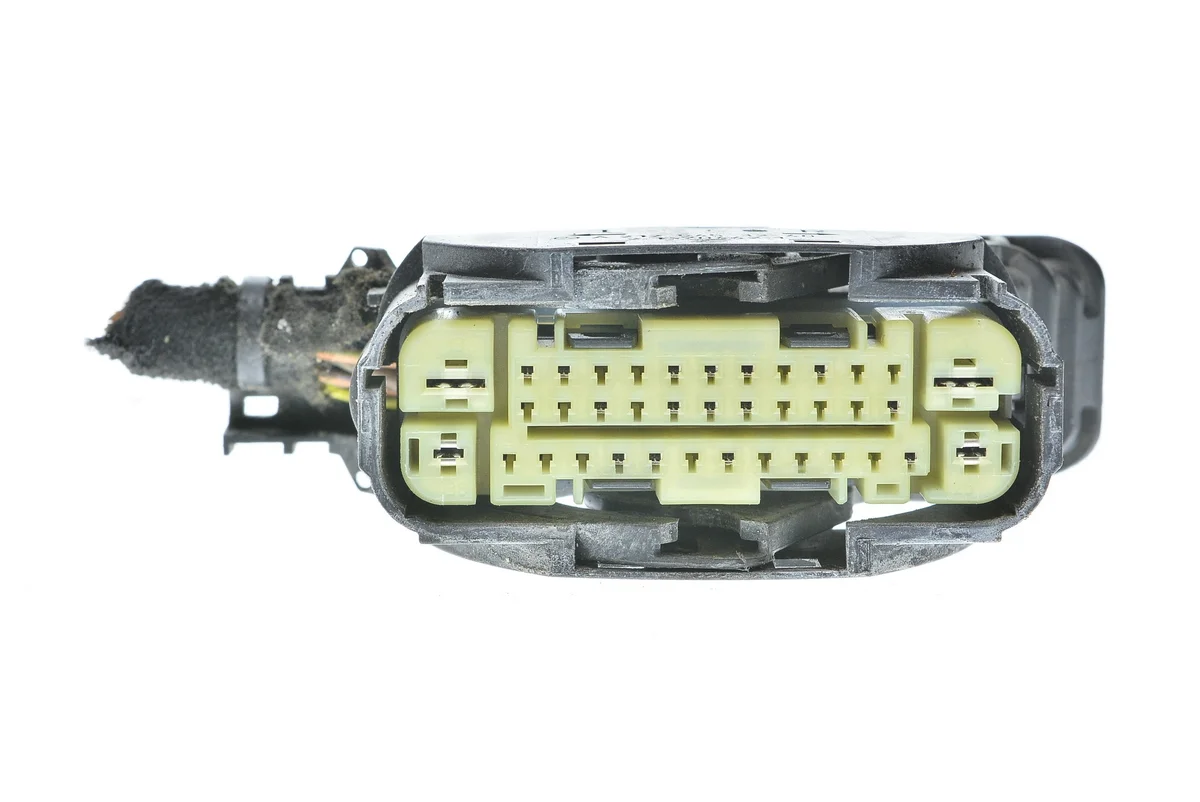 Conector Bomba ABS Mercedes Vito W639 image 4