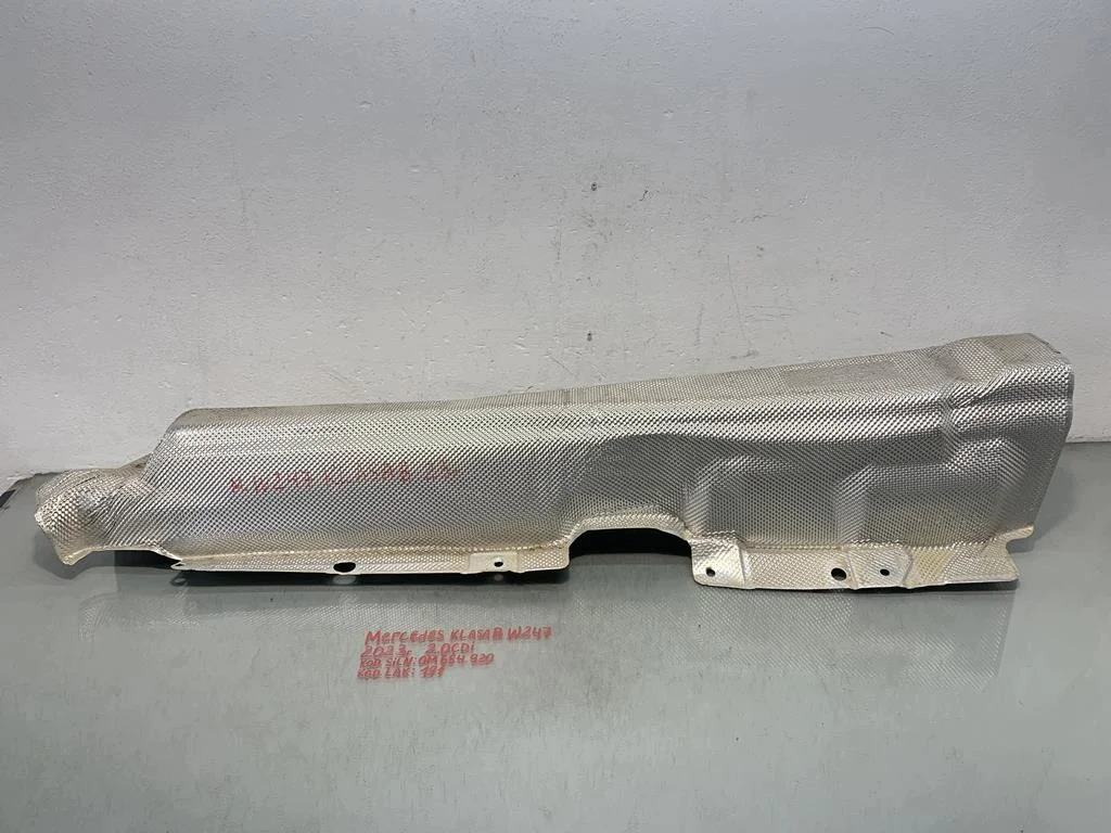 Lämpösuoja Mercedes B W247 2.0 CDI A2476822801