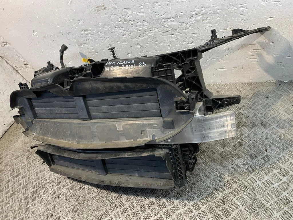 Kühlerfront für Mercedes B W247 2.0 CDI image 3