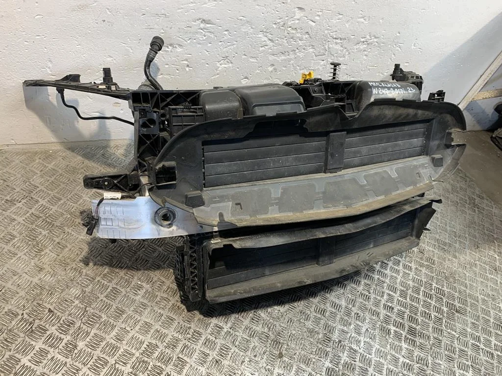 Kühlerfront für Mercedes B W247 2.0 CDI image 4