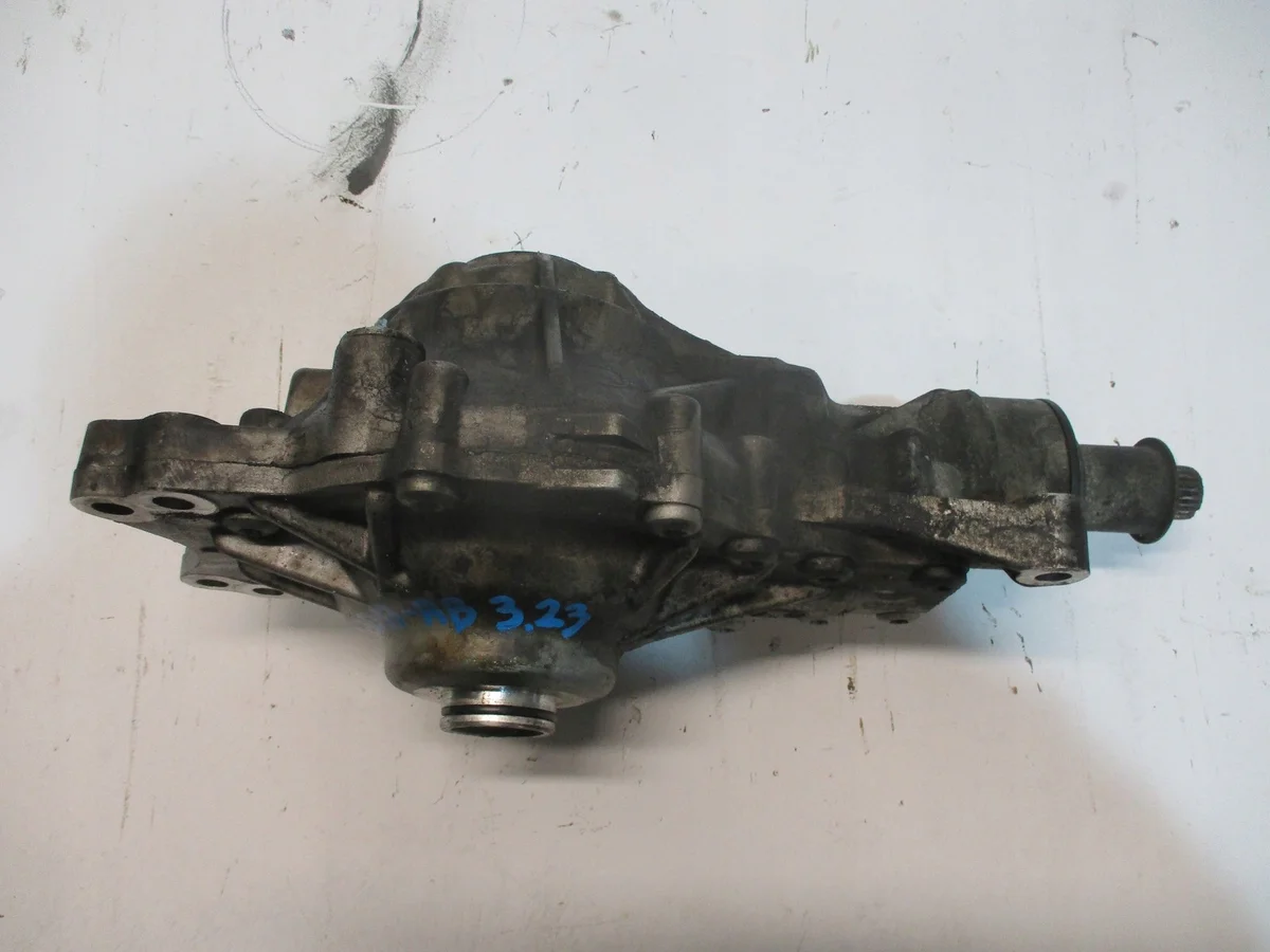 Land Rover J8A2-3017-AB Eje Delantero Usado