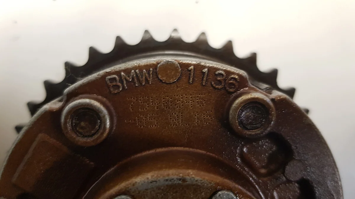 BMW Variator Uitlaat N43B20 Gebruikt image 6
