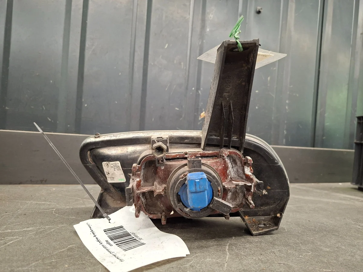 Halogen vänster fram Peugeot 106 9622578380 image 4
