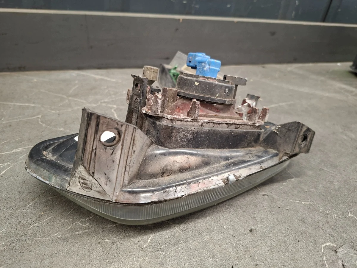 Halogen vänster fram Peugeot 106 9622578380 image 7