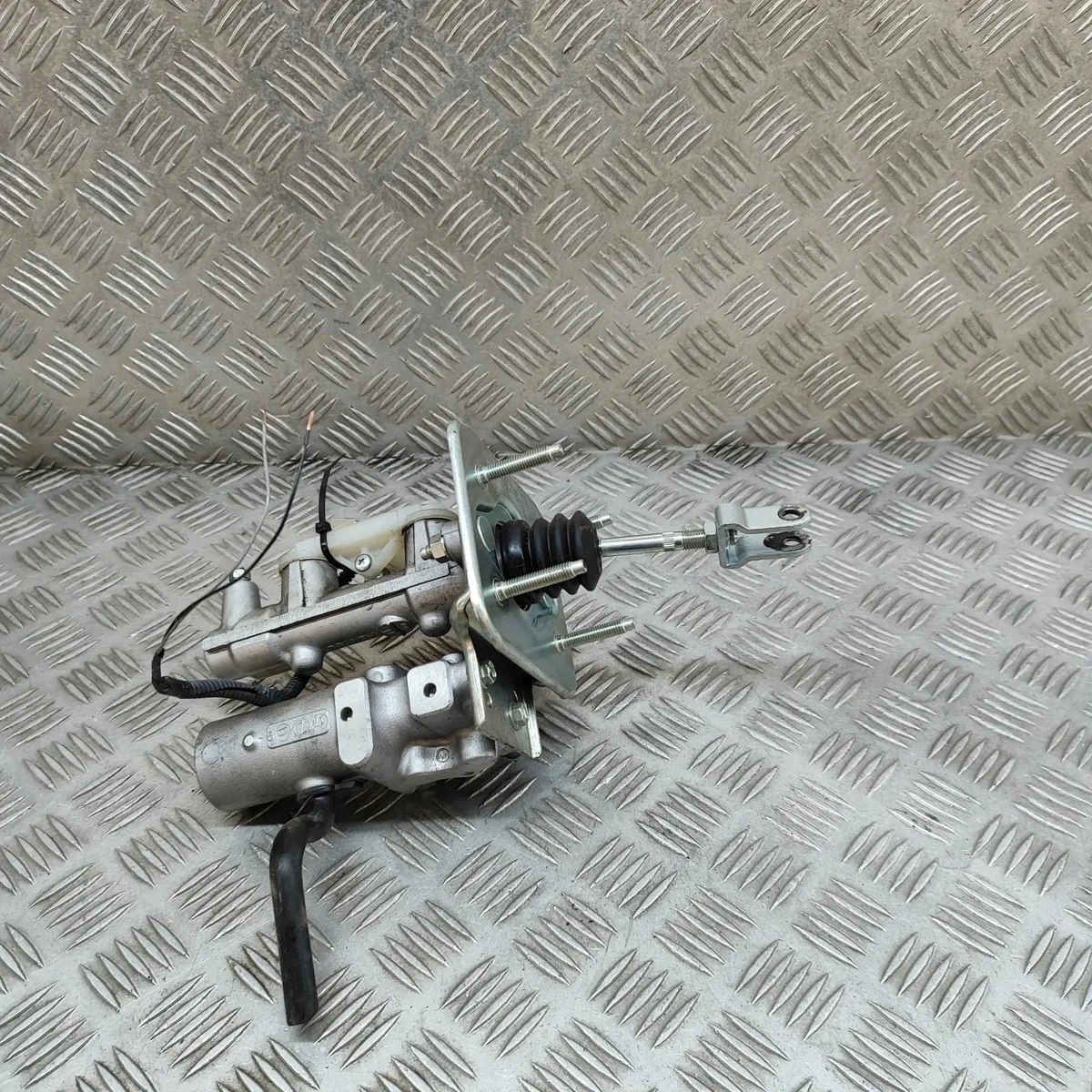 Cilindro Freno Lexus RX (_L2_) 13801010640