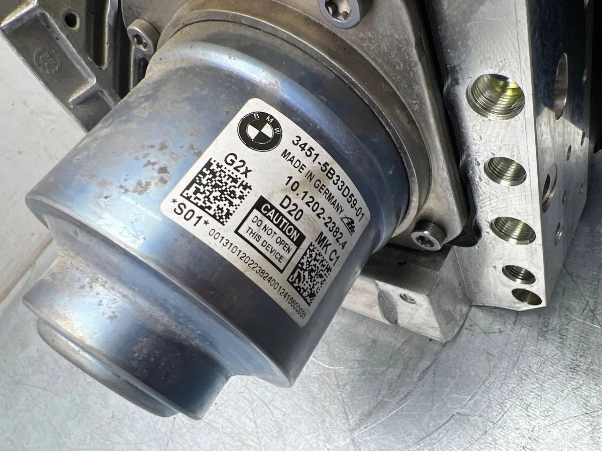 2024 BMW i4 Bremsflüssigkeitsbehälter 34515B33D59 image 6