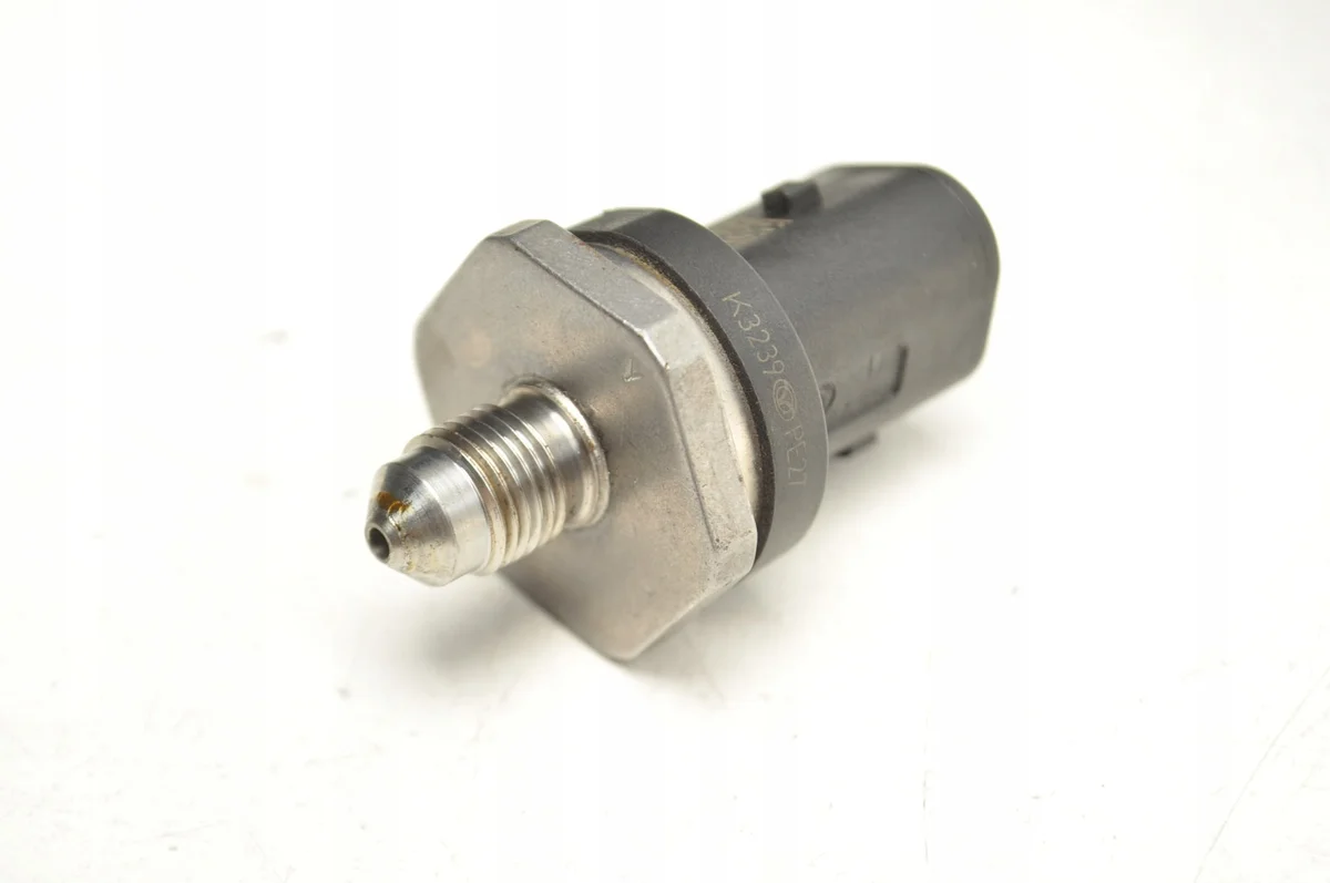 MAZDA CX-5 II 2.0 Sensore Pressione Carburante 0261545155