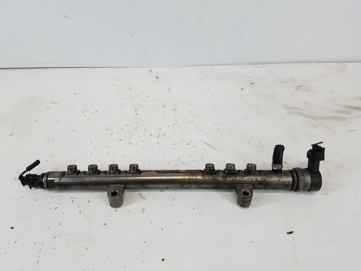 Fuel Pressure Sensor Rail Volvo V40 II 2.0 TDCI