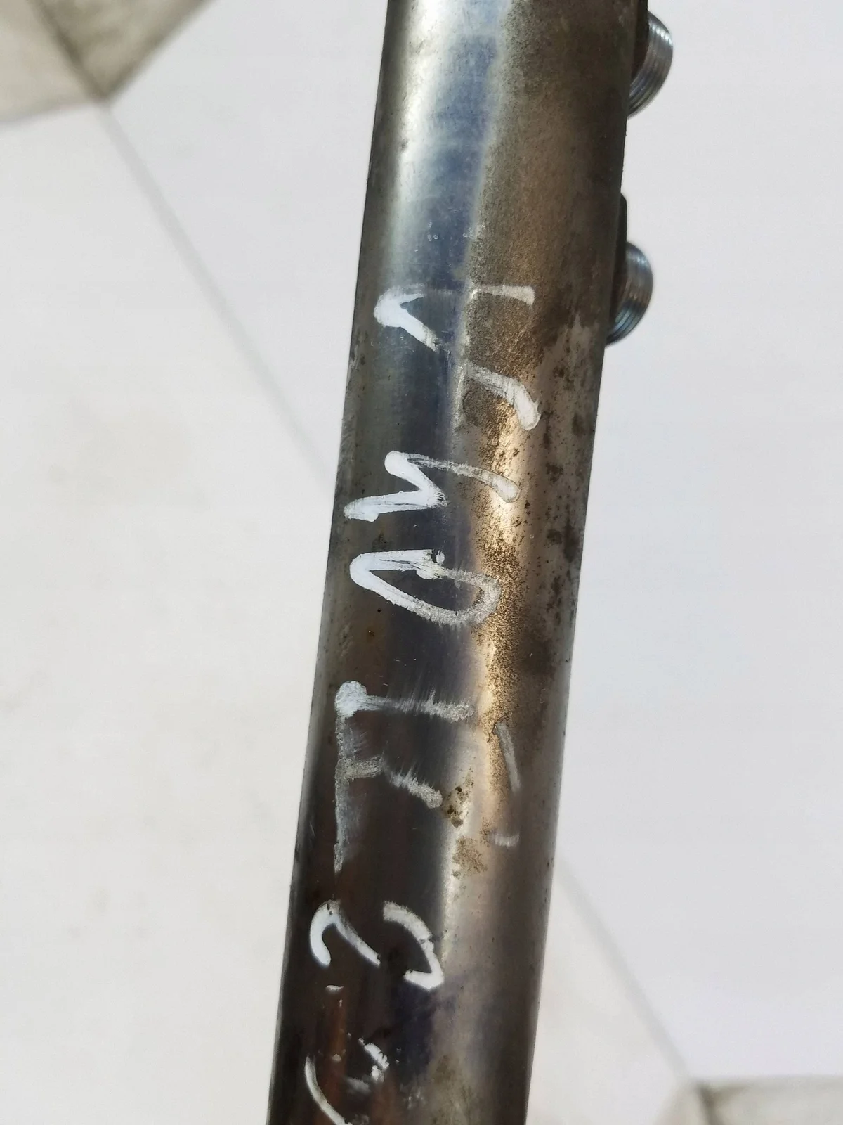 Volvo V40 II 2.0 TDCI brandstofdruk sensor image 4