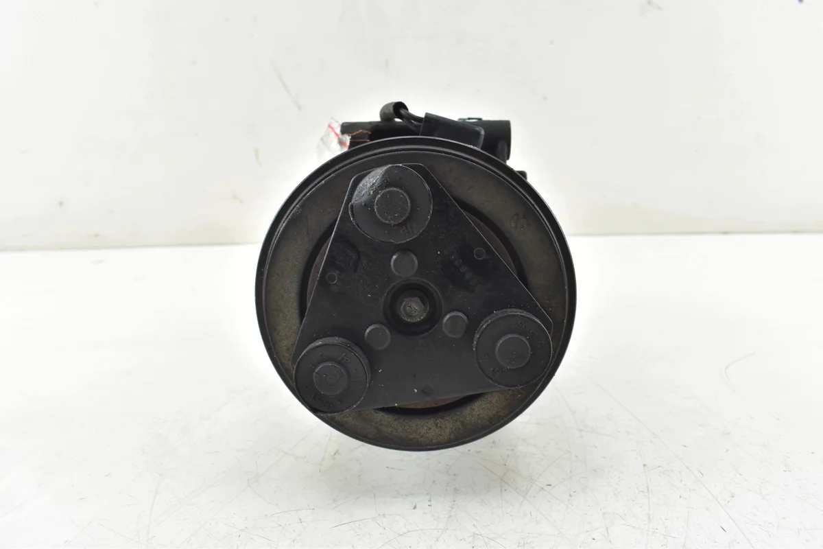 Airconditioning Compressor Ford Kuga Volvo S40 image 3