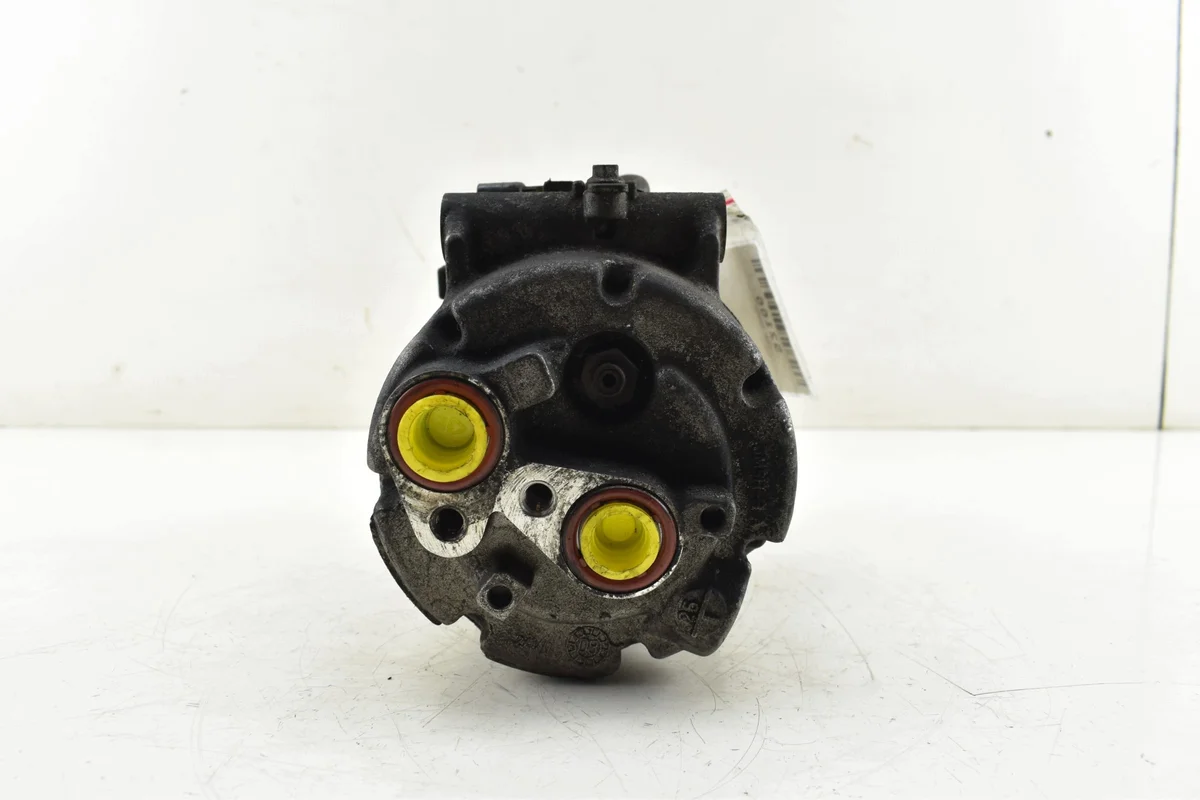 Airconditioning Compressor Ford Kuga Volvo S40 image 6