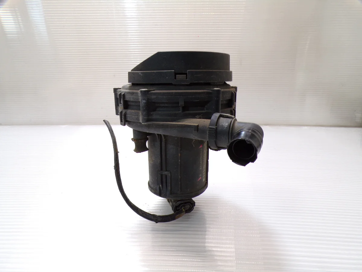 Sekundär luftpump Audi TT 8N 1.8 Turbo