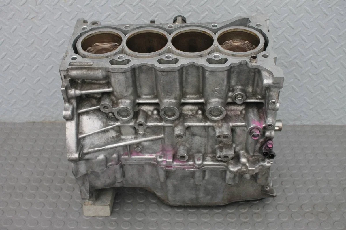 Motorblock 2ZR-FAE für Toyota Verso Avensis T27