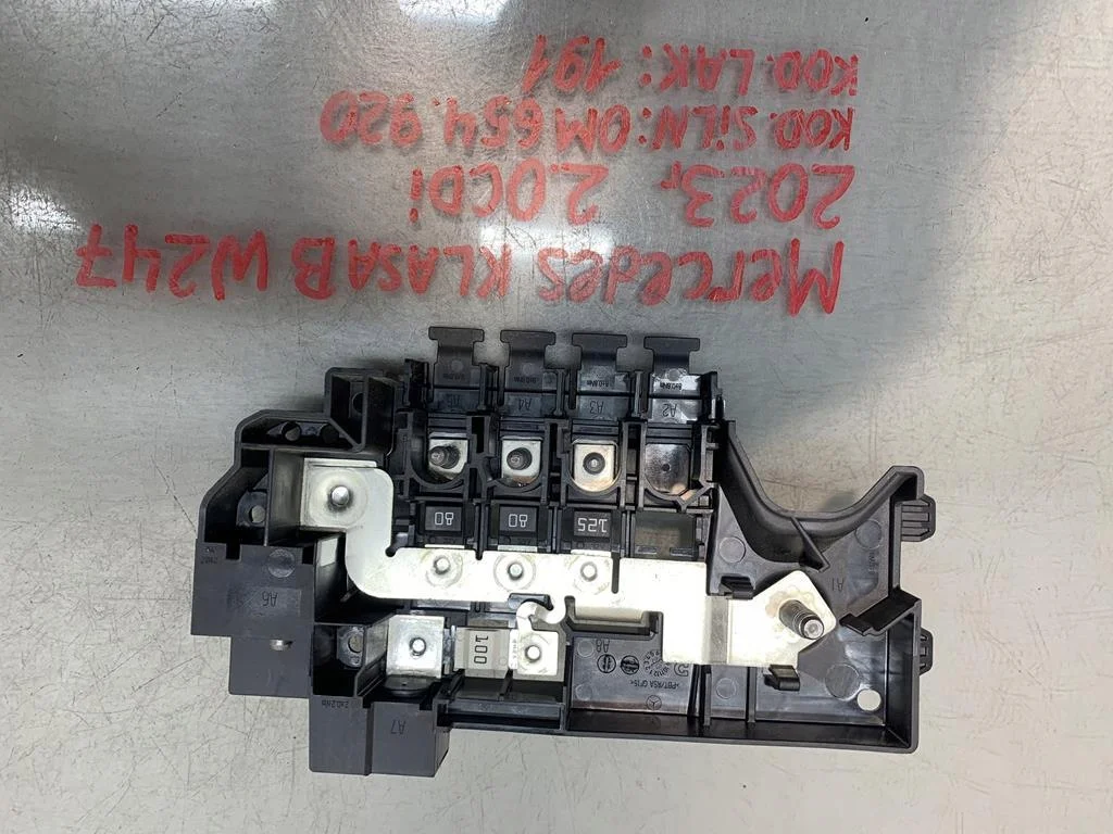 Fusível Mercedes GLB X247 2.0 CDI 21 A1775404507