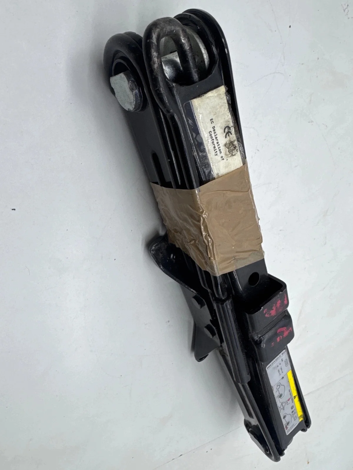 Audi Q3 8U 2011-2018 vasen ikkunannostin image 3