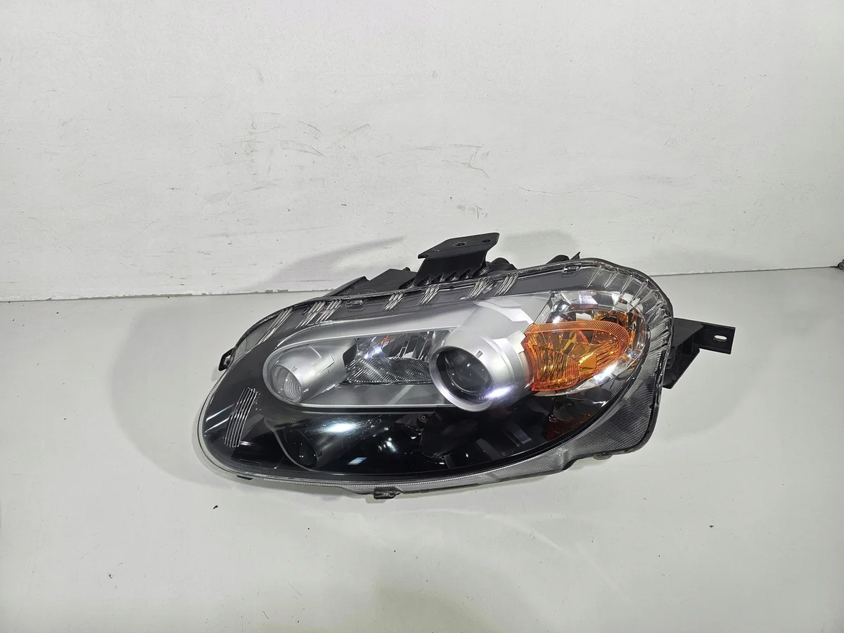 Mazda MX5 NC ajovalot vasen oikea image 9