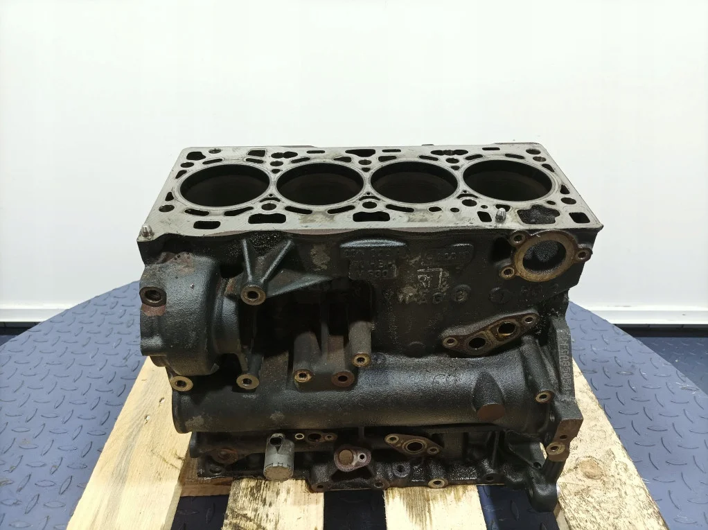 SKODA SUPERB III 2.0 TDI Motorblock L-296328-03N023A image 3