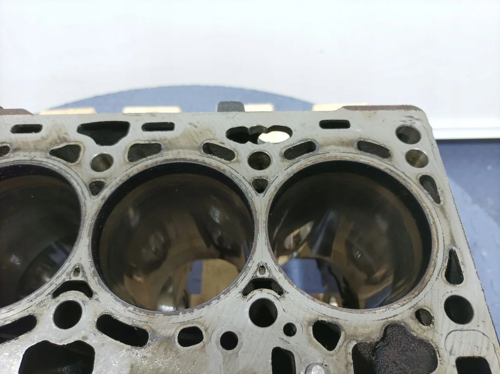 SKODA SUPERB III 2.0 TDI Motorblock L-296328-03N023A image 7