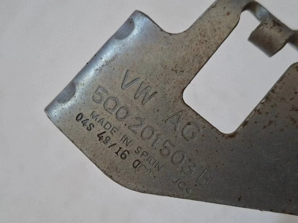 VW Golf VII LPG Gasleitung Verteiler 5Q0201333A image 7