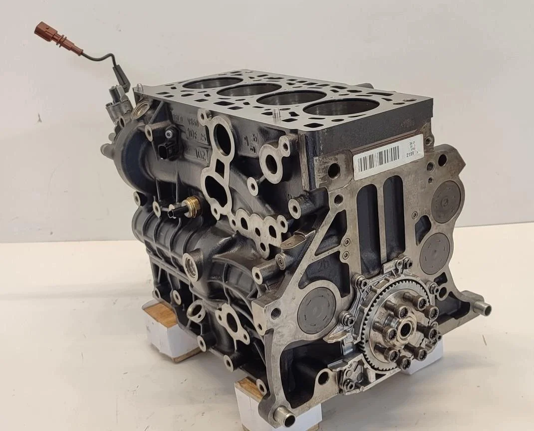 Bloco Motor Skoda 2.0 TDI 05L103011D image 5
