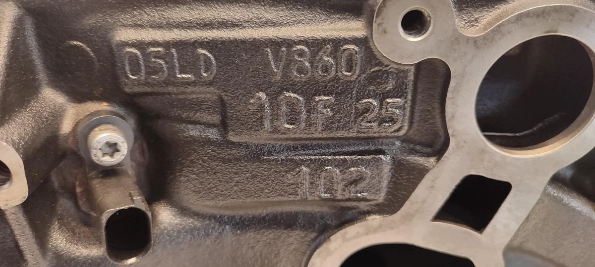 Bloco Motor Skoda 2.0 TDI 05L103011D image 10