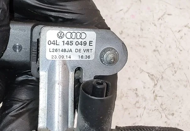 04L145049E Tryckgivare Audi VW Seat Skoda image 3