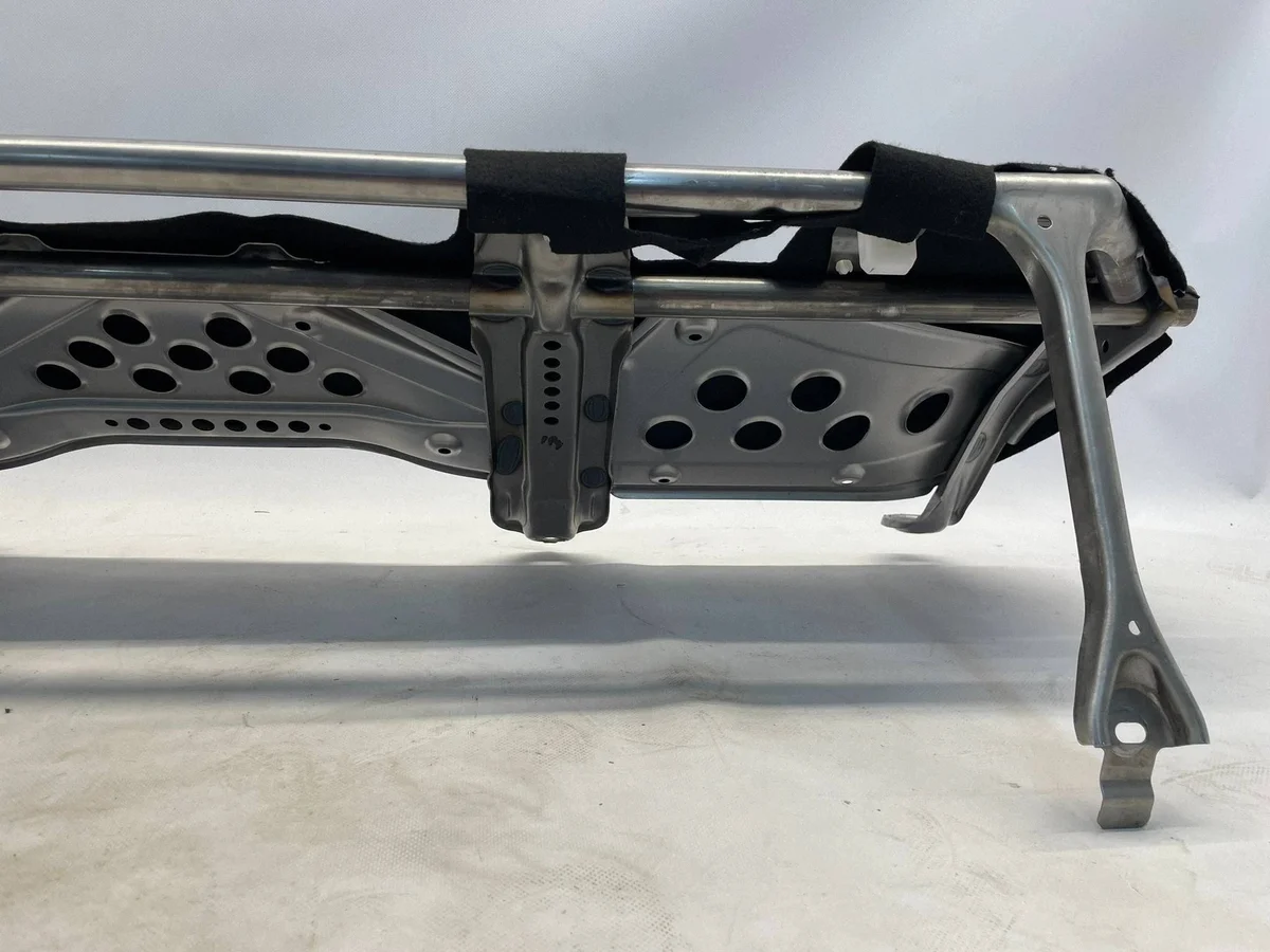 Yaris Cross Hybride Support Batterie OYT32926 image 7