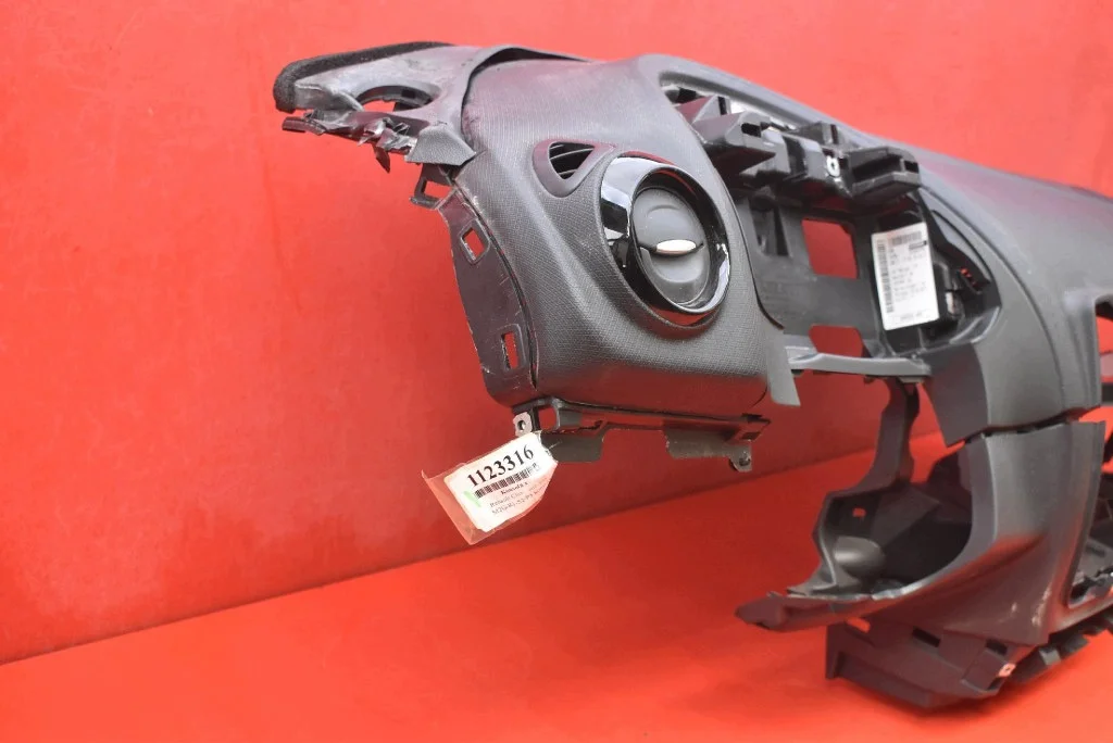 Consola Salpicadero Renault Clio 4 IV Lift image 5