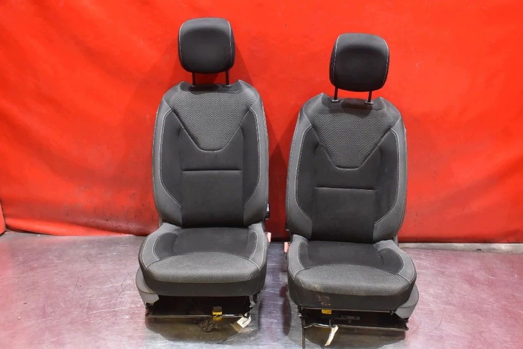 Conjunto Bancos Renault Clio 4 IV 5D HB 16-19 Usado image 3
