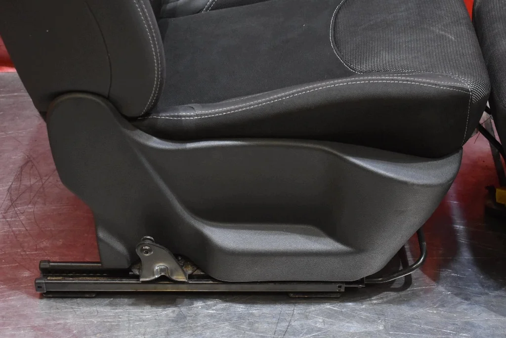Conjunto Bancos Renault Clio 4 IV 5D HB 16-19 Usado image 6