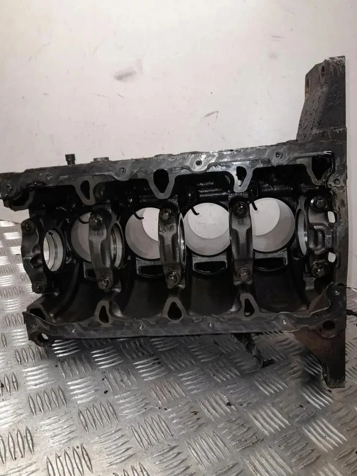 Engine Block Bottom 315032144 for Opel Vectra C image 4