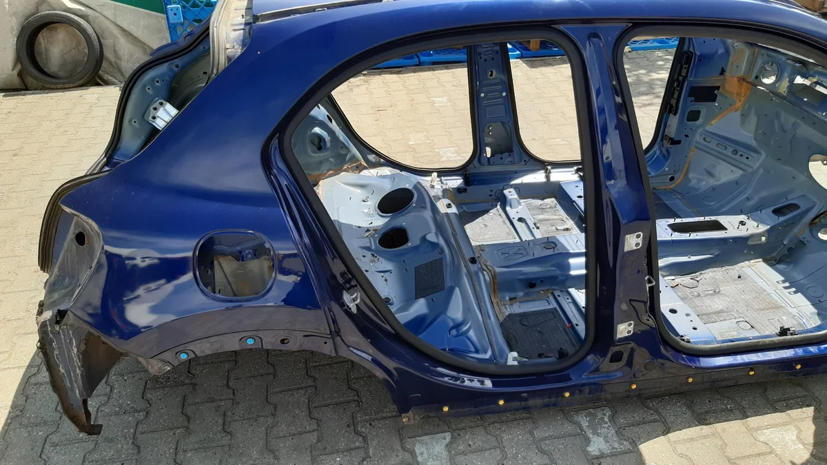 Fiat 500X Kotflügel Ecke Rechts Hinten image 3