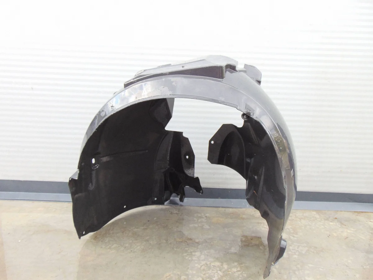 Spatbord links Audi A4 B8 8K0821171