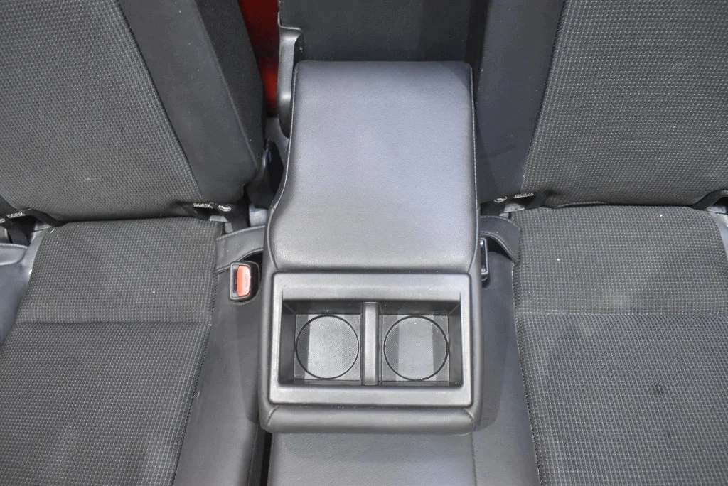 Asientos Toyota RAV4 IV 2015-20 Semipiel OEM image 3