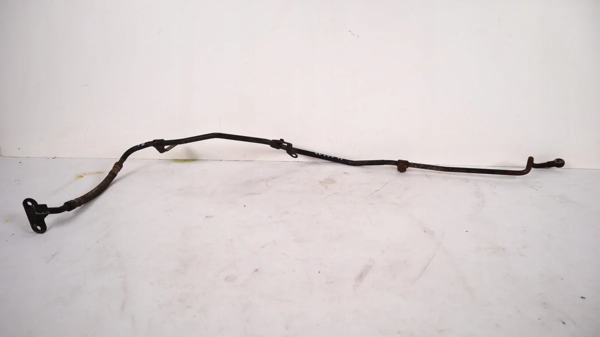 Toyota Land Cruiser 200 4.5 V8 Schlauch vorne L