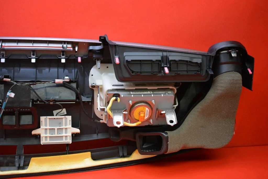 Dashboard Toyota RAV4 IV LIFT (2015-20) image 10